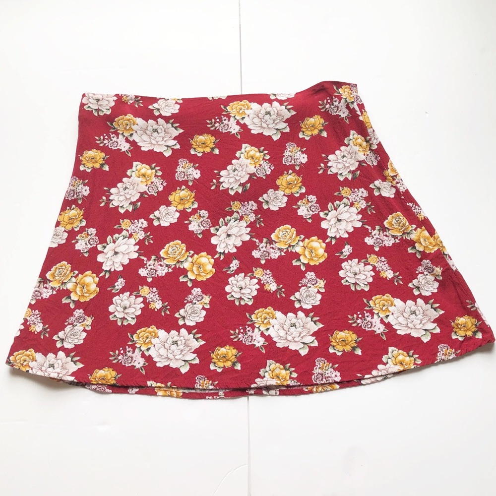 Forever 21 Women's Red Floral A-line Skirt Size Large